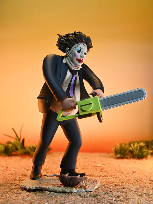 BUY NOW - TEXAS CHAINSAW MASSACRE - TOONY TERRORS 50TH ANNIV. PRETTY WOMAN LEATHERFACE- 6" SCALE ACTION FIGURE | NECA ONLINE