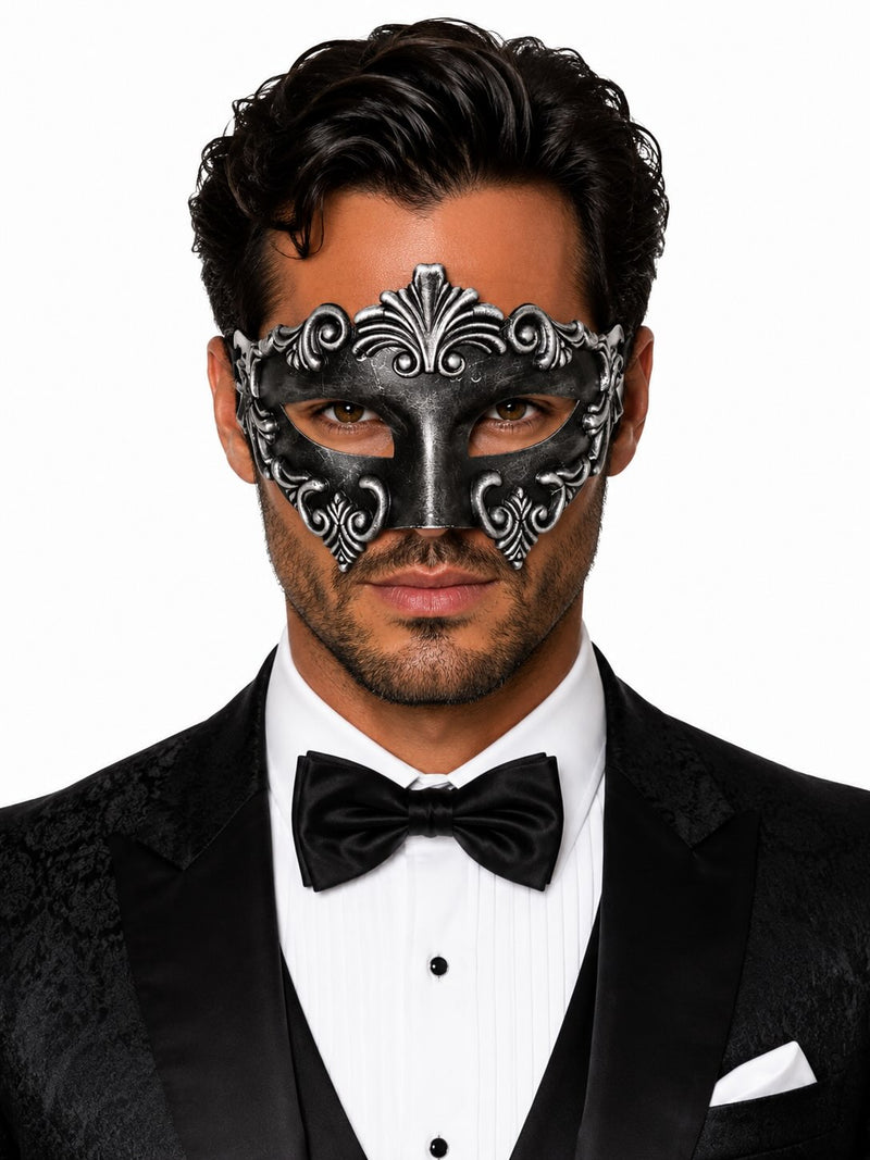Lorenzo Silver Venetian masquerade mask with antique silver Baroque detailing